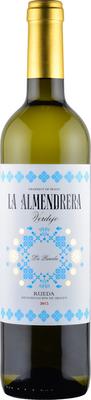 Вино белое сухое «La Almendrera Verdejo»
