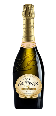 Винный напиток газированный белый полусладкий «La Brisa»