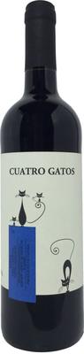 Вино красное полусухое «Cuatro Gatos Syrah»