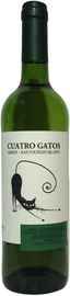 Вино столовое белое полусухое «Cuatro Gatos Airen-Sauvignon Blanc»