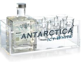 Коньяк французский «Godet Antarctica» в подарочной упаковке с емкостью для льда и 6 шотами
