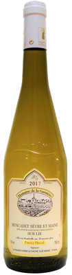 Вино белое сухое «Domaine de la Garniere - David Cuvee Muscadet Sevre et Maine Sevre et maine sur lie Blanc»