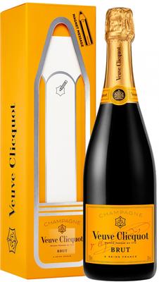 Шампанское белое брют «Veuve Clicquot Brut» в подарочной упаковке (послание-магнит)
