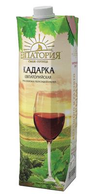 Винный напиток красный полусладкий «Кадарка Евпаторийская (Тетра Пак)»