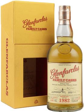 Виски шотландский «Glenfarclas 1982 Family Casks» в подарочной упаковке