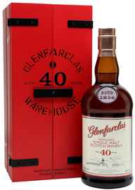 Виски шотландский «Glenfarclas 40 Years Old» в деревянной подарочной упаковке