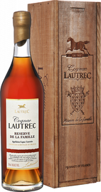 Коньяк французский «Lautrec Reserve de la Famille» в деревянной подарочной упаковке
