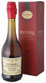Кальвадос «Calvados Byunel V.S.O.P Pei D'Ozh Rezerv Distillerie Busnel» в подарочной упаковке