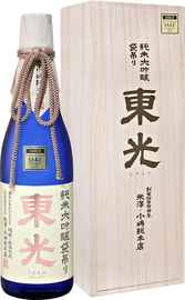 Саке «Toko Junmai Daiginjo Drip» в подарочной упаковке