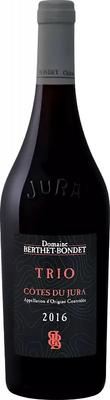 Вино красное сухое «Trio Cotes Du Jura Domaine Berthet Bondet» 2017 г.