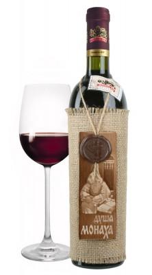 Вино столовое красное полусладкое «Душа Монаха» с деревянной этикеткой