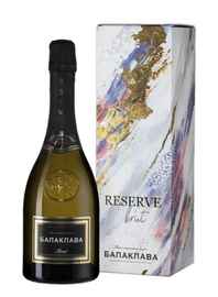 Вино игристое белое брют «Balaklava Brut Reserve» в подарочной упаковке