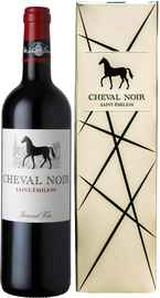 Вино красное сухое «Cheval Noir Saint-Emilion» 2015 г. в подарочной упаковке