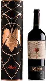 Вино красное сухое «La Grola Veronese Limited Edition Leonardo Ulian Circuito Dionisiaco» 2015 г. в тубе