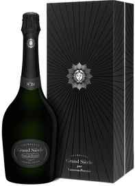 Вино игристое белое брют «Laurent Perrier Grand Siecle» в подарочной упаковке